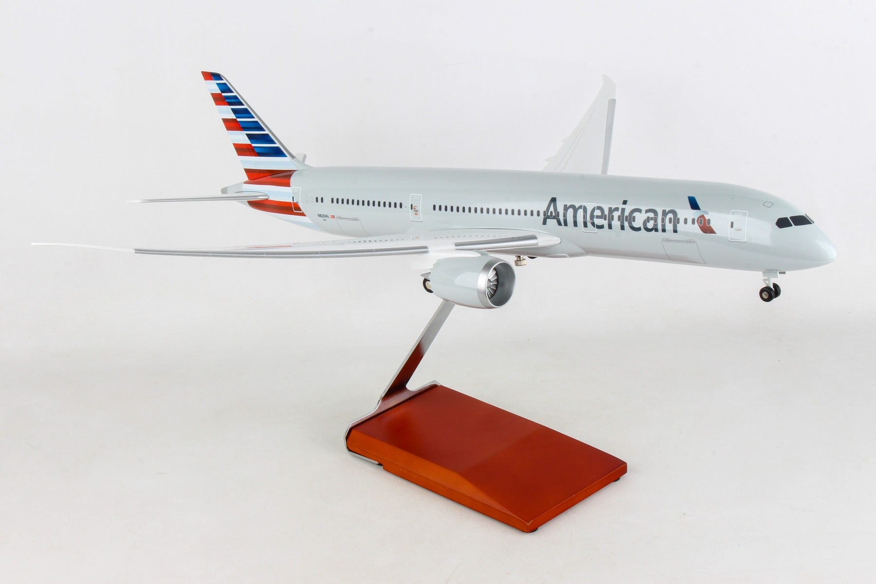 Skymarks Supreme SKR9001 Skymarks American 787-9 1/100 W/Wood Stand & Gear