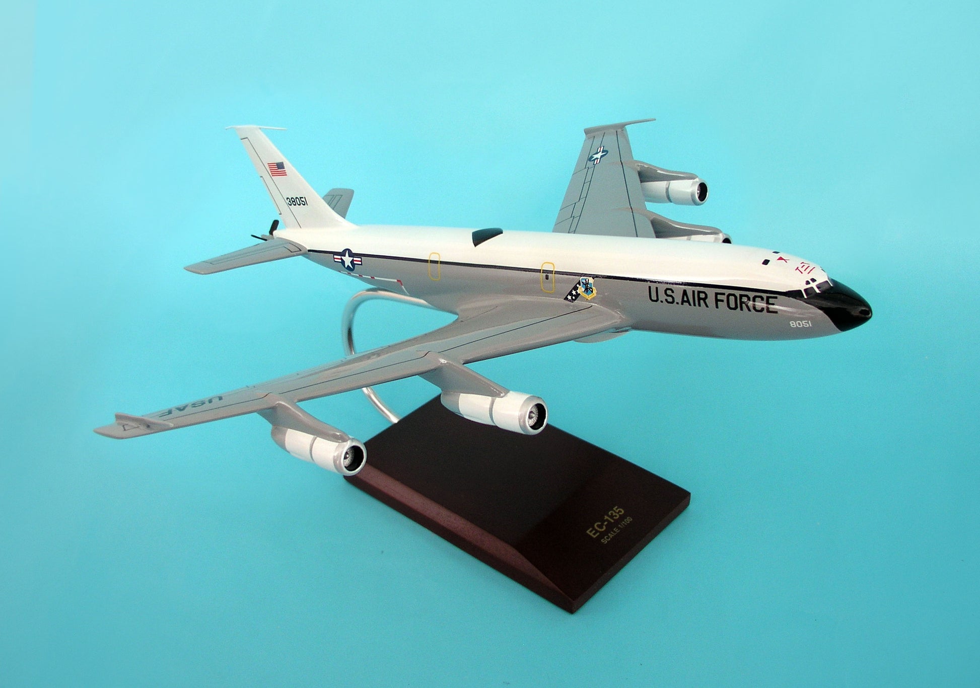 Executive Series B6110 Exec Ser Ec-135C 1/100 (Avc121Ct)