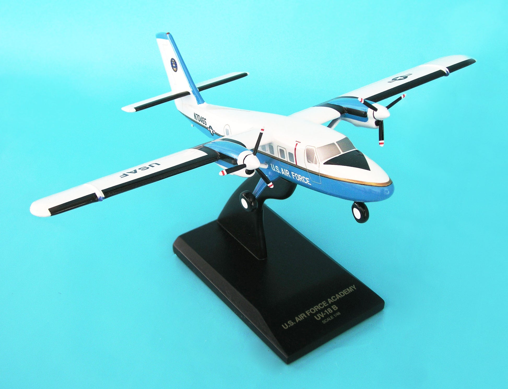 Executive Series B7648 Exec Ser Uv-18B Twin Otter 1/48 (Auv18T)