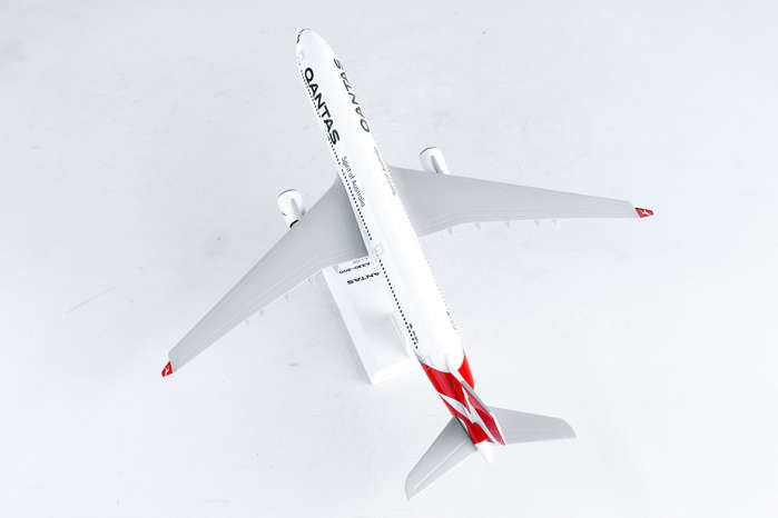 Skymarks SKR928 Skymarks Qantas A330-300 1/200 New Livery