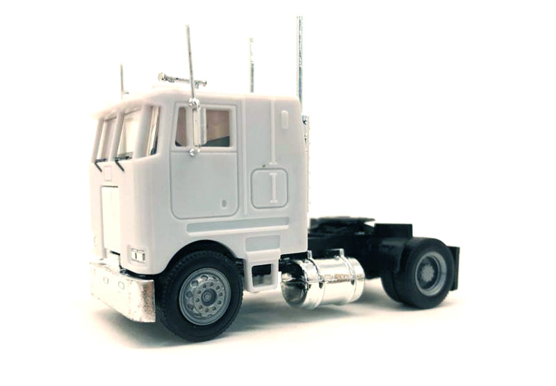 Promotex 15245 1/87 Scale Peterbilt 2-Axle Cabover