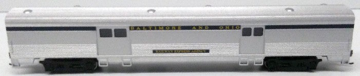 Bachmann 14653 N 72' Streamline Fluted 2-Door Baggage Car Baltimore & Ohio