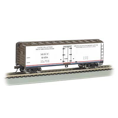 Bachmann 19801 HO Scale 40' Wood Reefer - Ready to Run - Silver Series(R) -- Merchants Despatch #6458 (white, Boxcar Red, red)