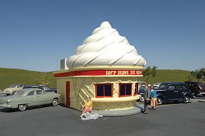 Bachmann 35303 O Scale Ice Cream Stand - Assembled Resin -- 7 x 4-1/2 x 5-1/4" 17.8 x 11.4 x 13.3cm
