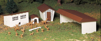 Bachmann 45604 O Farm Outbuildings Kit (3 Kits)