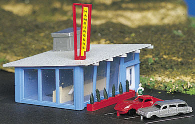 Bachmann 45709 N Drive-In Hamburger Stand Built-Up