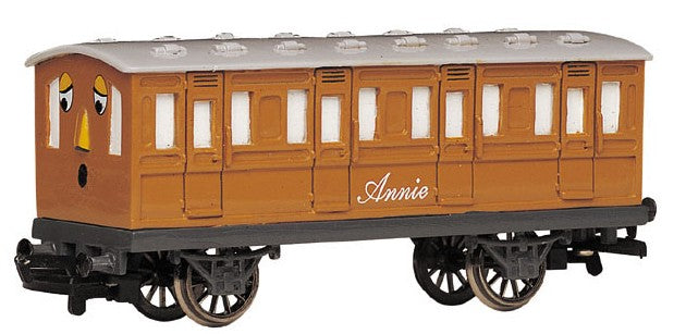 Bachmann 76044 HO Thomas & Friends Annie Passenger Coach