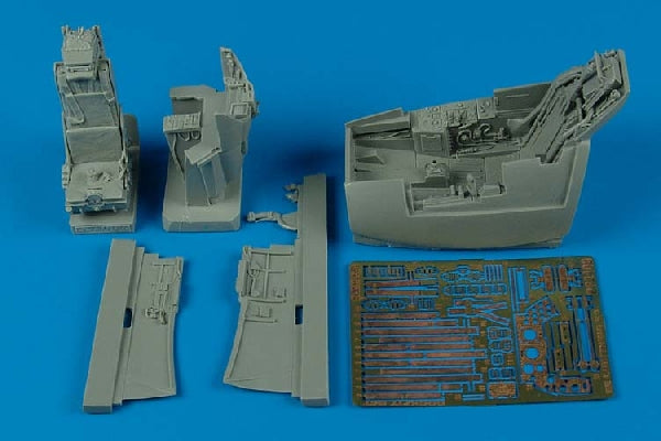 Aires 2108 1/32 BAe Lightning F3 Cockpit Set For TSM (D)