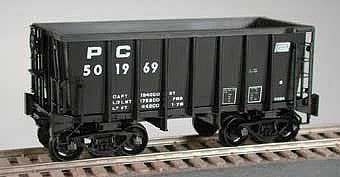 Bowser 41998 HO Scale Class G-39a 70-Ton Ore Jenny with Friction-Bearing Trucks - Ready to Run -- Penn Central 502829 (black, Small Logo)