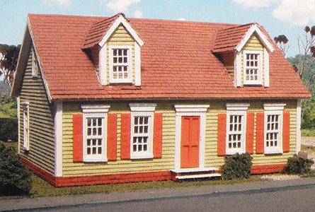 Branchline Trains 610 HO Scale Maxwell Cape House - Laser-Art -- Laser-Cut Wood Kit