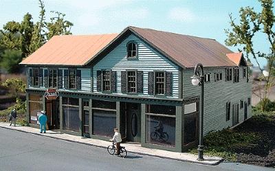 Branchline Trains 640 HO Scale Dubois Store - Laser-Art -- Kit - 7-1/2 x 8-1/2 x 4-1/4" 19.1 x 21.6 x 10.8cm