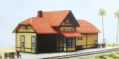 Branchline Trains 673 HO Scale Laser-Art Structures(R) Rivera Station - Kit -- 8 x 5 x 3-1/2"
