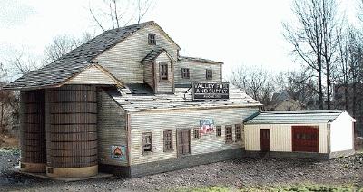 Branchline Trains 693 HO Scale Laser Art Structure Kits - Trackside -- Valley Fuel & Supply 11 x 12 x 8"