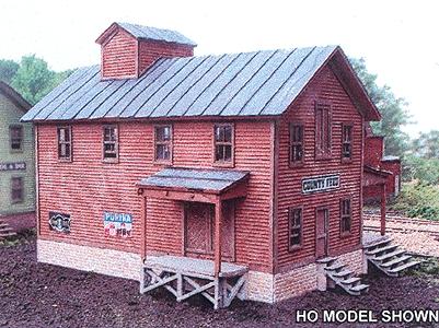 Branchline Trains 884 N Scale County Feed - Laser-Art -- Kit