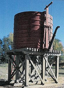 BTS 17489 On30 Scale McCabe Lumber Rail Facility Series - Kit (Laser-cut Wood) -- 20,000-Gallon Open-Top Water Tank On3/On30: Scale 18 x 18'  5.5 x 5.5m