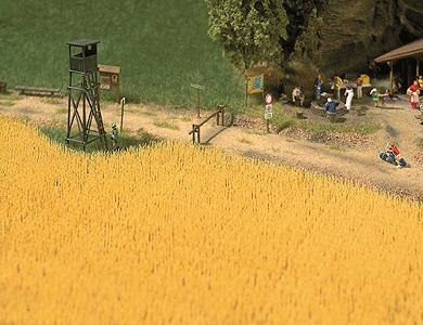 Busch 1204 HO Scale Wheat Field -- Kit - 15-1/2 Sq. In. 100 Sq. Cm.