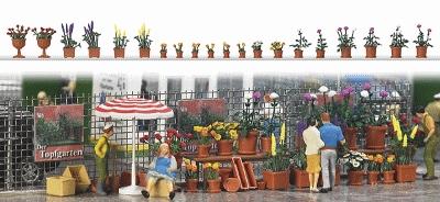 Busch 1209 HO Scale Flower Pots w/Flowers -- Assorted Sizes & Colors pkg(20)