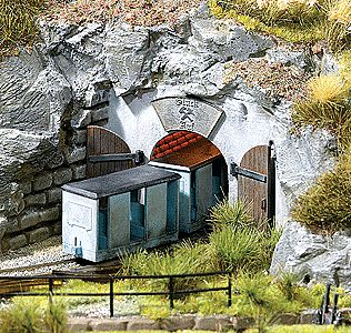 Busch 1470 HO Scale Mine Entrance 1-Rail