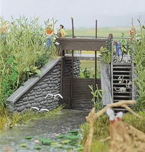 Busch 1483 HO Scale Small Dam w/Footbridge -- Kit - 4-1/2 x 3 x 2-1/8" 11.3 x 7.5 x 5.3cm