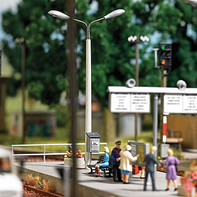 Busch 1626 HO Scale 2 Wood Signal Post Teleph