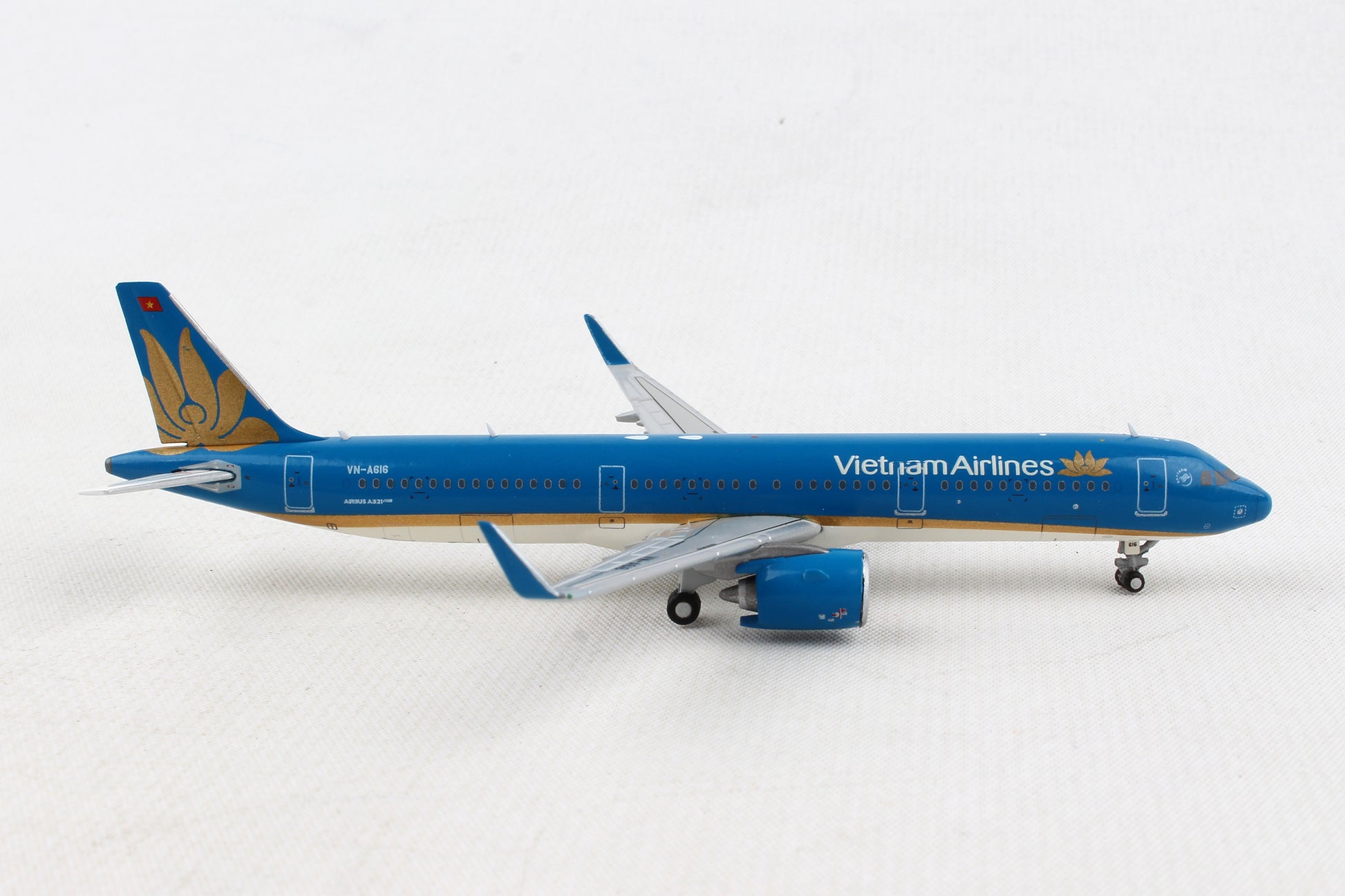 Gemini Jets 1/400 GJ1835 Gemini Vietnam A321Neo 1/400 Reg#Vn-A616