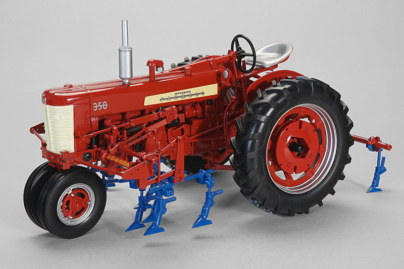 Spec Cast ZJD-1852 1/16 Scale Farmall 350 Tractor