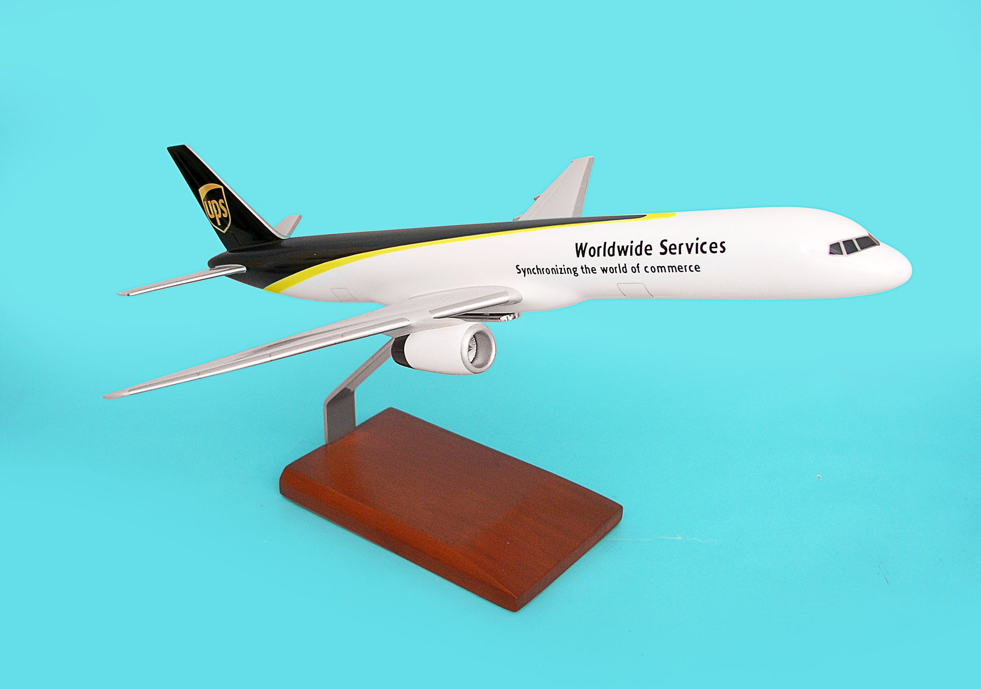 Executive Series G12310 Exec Ser Ups B757-200F 1/100