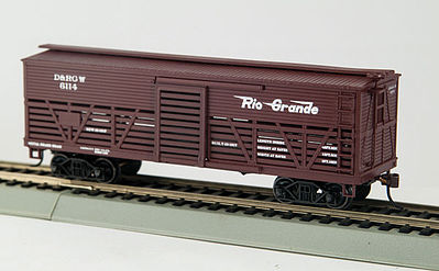Con-Cor 1052031 HO Scale Wood Stock Car (Old-Time Cattle) - Ready to Run -- Denver & Rio Grande Western #1 (Boxcar Red)
