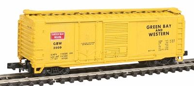 Con-Cor 1757 N Scale 40' Combination Door Box Car w/Plug & Sliding Door -- Green Bay & Western