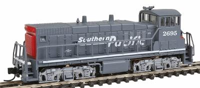 Con-Cor 2321 N Scale EMD MP15 - Standard DC -- Southern Pacific, Speed Lettering #2695 (gray, scarlet)