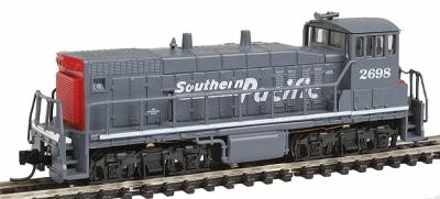 Con-Cor 2322 N Scale EMD MP15 - Standard DC -- Southern Pacific, Speed Lettering #2698 (gray, scarlet)
