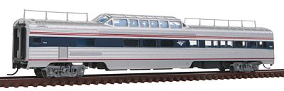 Con-Cor 41543 N Scale Pullman-Standard 85' Fluted-Side Mid-Train Dome - Ready to Run -- Amtrak #9424 (Phase IVb, silver, Wide blue & Thin red Stripe, Wave Logo)