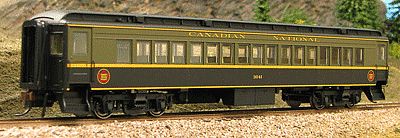 Con-Cor 94212 HO Scale Heavyweight 65' Branchline Coach w/Lights - Ready to Run -- Canadian National (green, black)