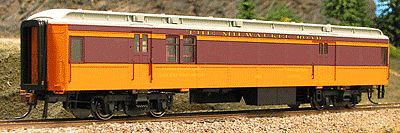 Con-Cor 94308 HO Scale Heavyweight 65' Branchline Baggage/Railway Post Office w/Lights - Ready to Run -- Milwaukee Road (Hiawatha, orange, maroon, gray)