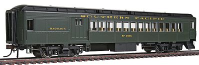 Con-Cor 94355 HO Scale Heavyweight 65' Branchline Combine w/Lights - Ready to Run -- Southern Pacific (Pullman Green, black Roof)