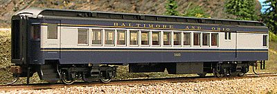 Con-Cor 94359 HO Scale Heavyweight 65' Branchline Combine w/Lights - Ready to Run -- Baltimore & Ohio (blue, gray)