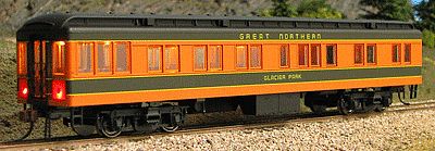 Con-Cor 94410 HO Scale Heavyweight 65' Branchline Solarium-Observation w/Lights - Ready to Run -- Great Northern (orange, Pullman Green)