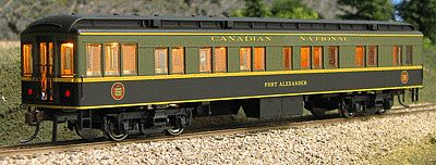 Con-Cor 94412 HO Scale Heavyweight 65' Branchline Solarium-Observation w/Lights - Ready to Run -- Canadian National (green, black)