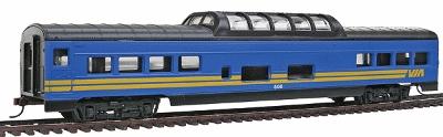 Con-Cor 952 HO Scale 72' Smooth-Side Dome - Ready to Run -- VIA Rail Canada
