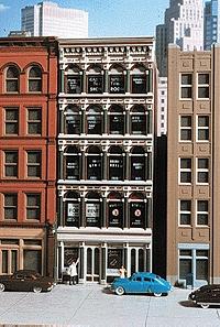 City Classics 101 HO Scale Grant Street Iron-Front Building -- Kit - 5-1/4 x 3-1/2 x 9" 13.4 x 8.9 x 22.9cm