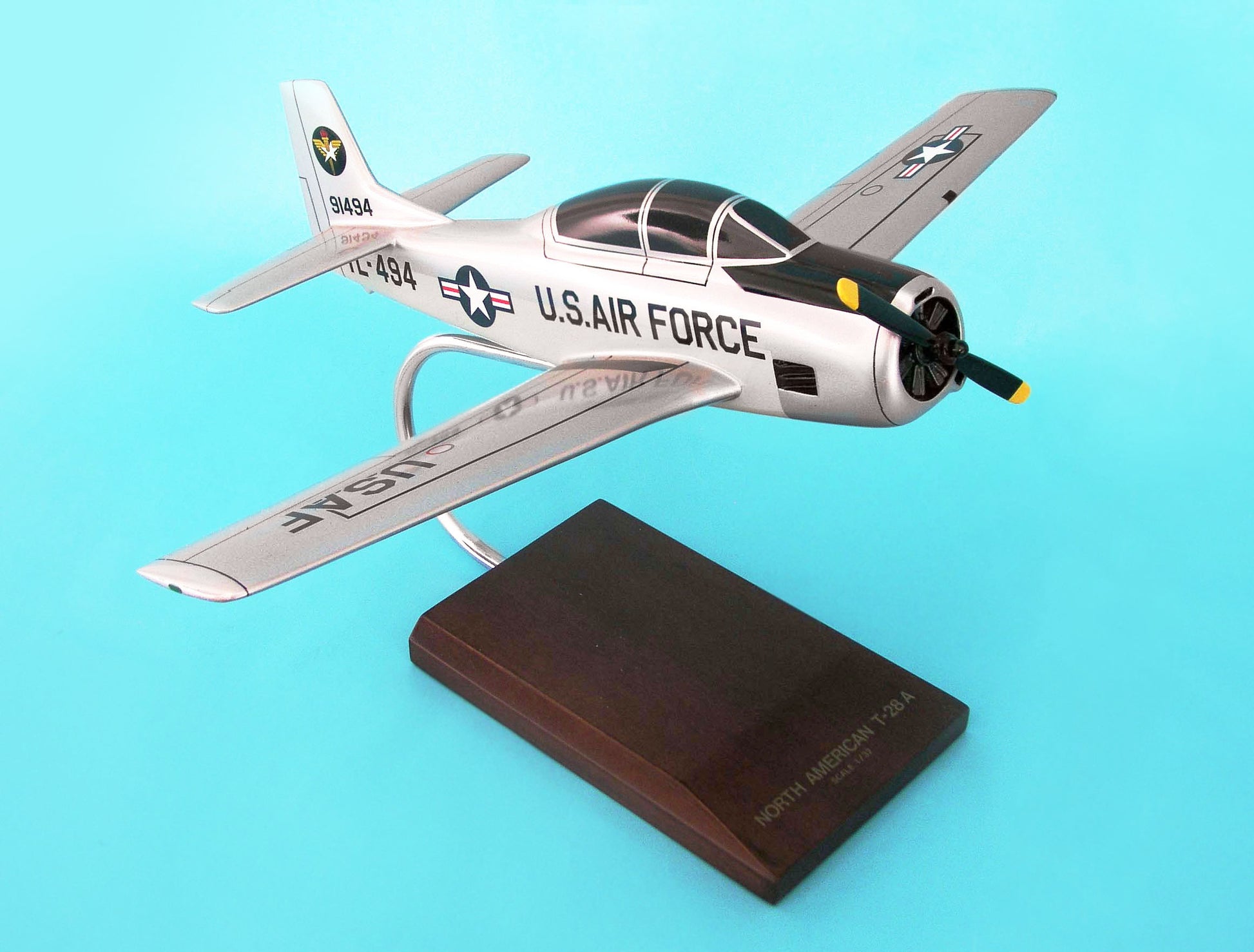Executive Series B0132 Exec Ser T-28A Trojan Usaf 1/32 (At28At)