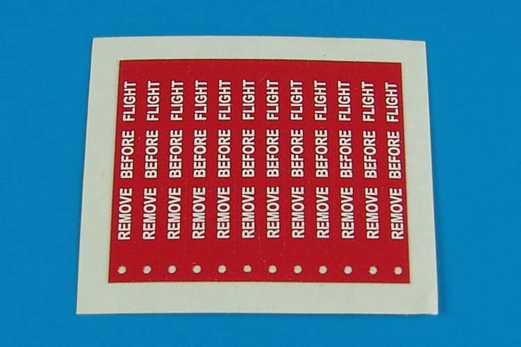 Aerobonus 320002 1/32 Remove Before Flight Flags White Lettering (Decals)