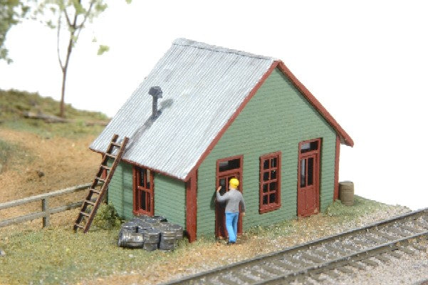 JL Innovative 450 N East Junction Yard Office Wooden Kit (D)