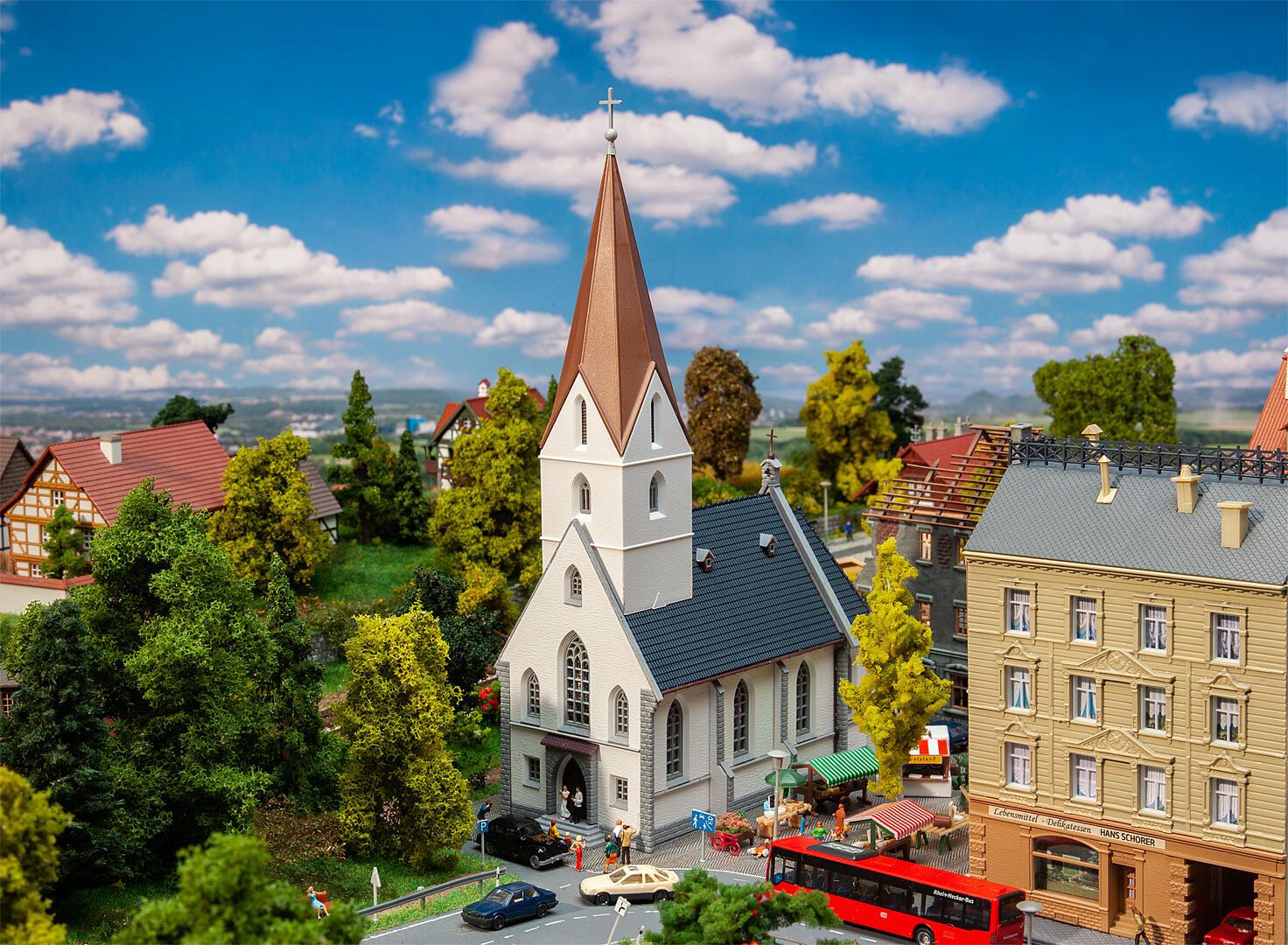 Faller 232319 N Scale City Church -- Kit - 16 x 7 x 23cm