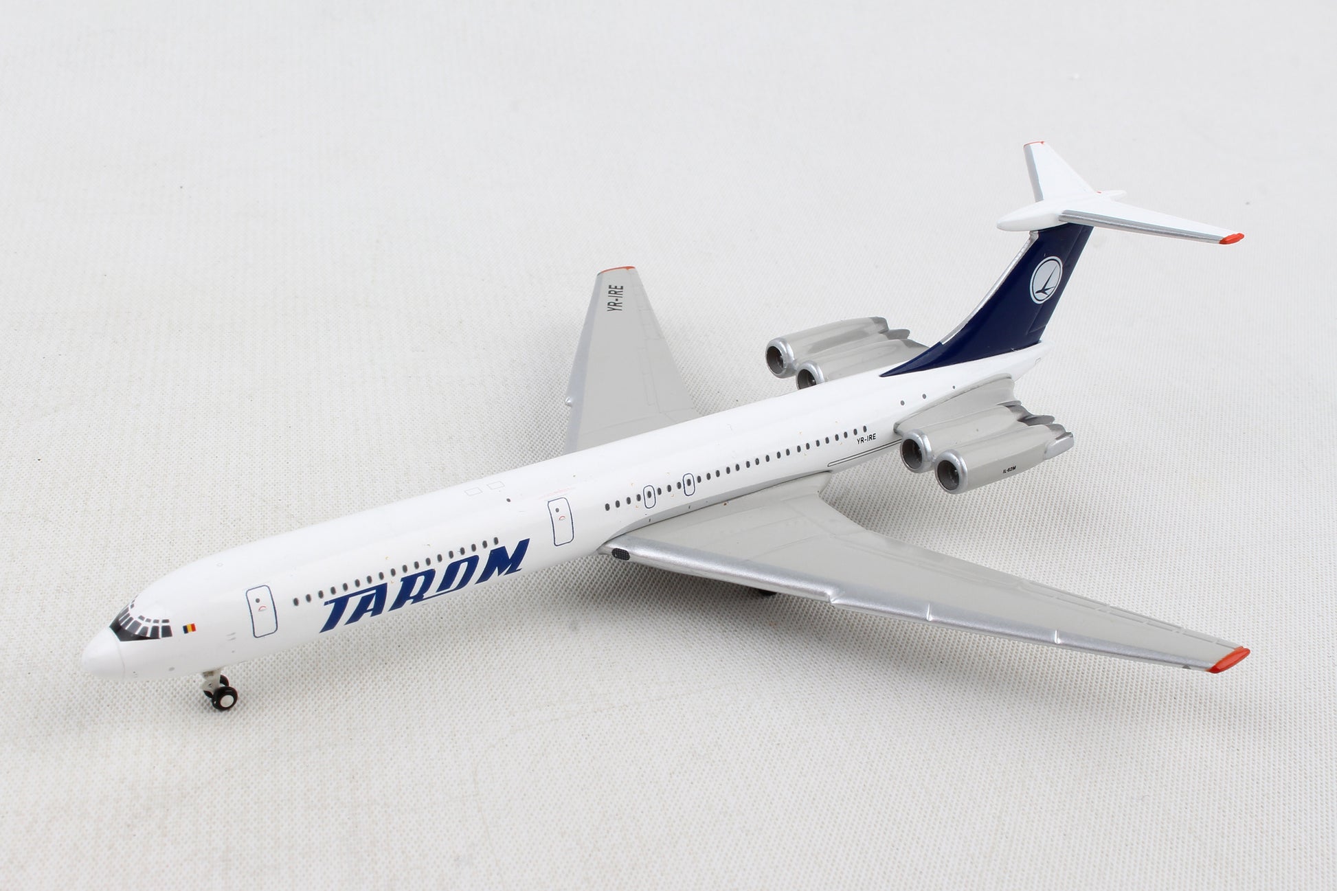 Gemini Jets 1/400 GJ1492 Gemini Tarom Il62M 1/400 Old Blue Tail Reg#Yr-Ire