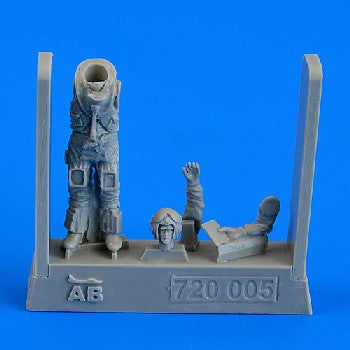 Aerobonus 720005 1/72 British Sea Harrier Pilot Falkland War 1982 (Standing) (D)