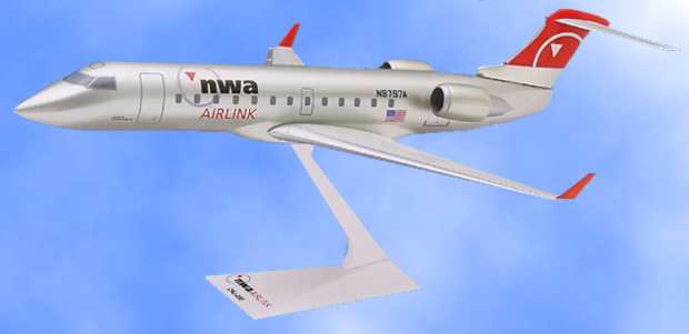 Flight Miniatures LP6837N Crj200 Northwest Airlink By Pinnacle Airlines 1/100 (Nc)