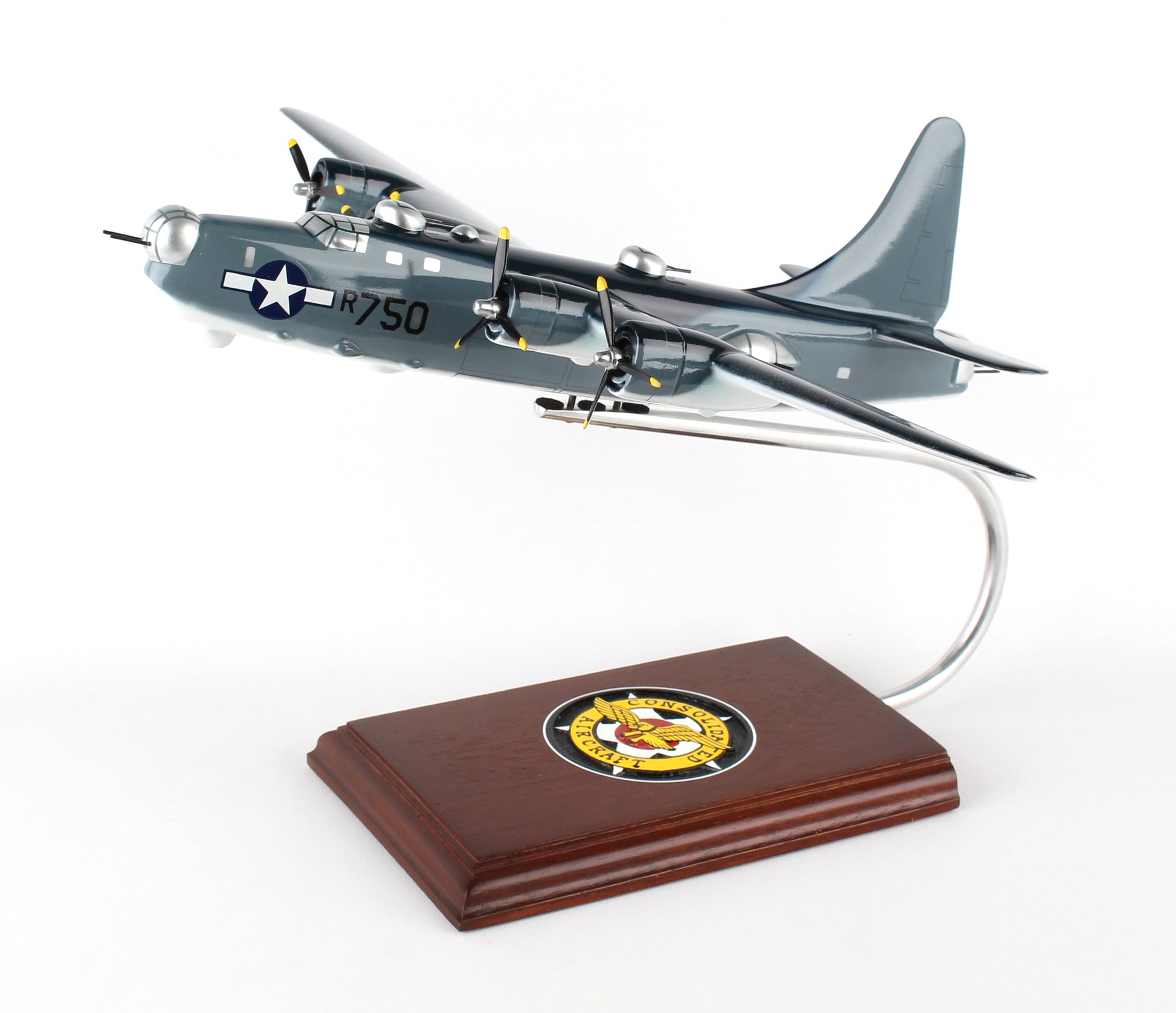 Executive Series C65066 Exec Ser Pb4-Y2 Privateer 1/66 (Apb4Y)