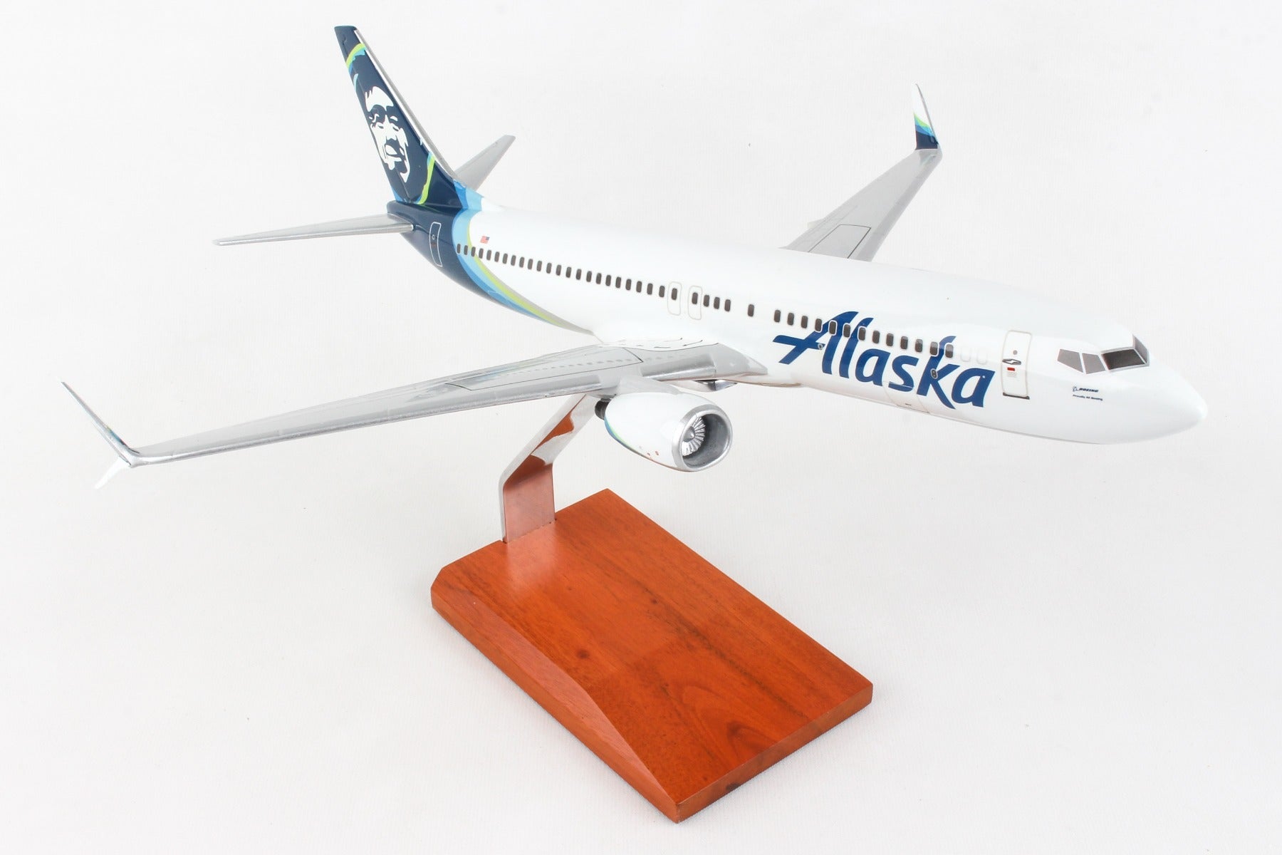 Executive Series G14110A Exec Ser Alaska B737-800 W/Scimitar Winglets 1/100 New Liver