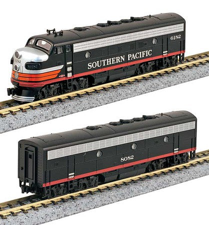 Kato 1060427 N Scale EMD F7 A-B Set - Standard DC -- Southern Pacific 6182, 8082 (Black Widow, black, silver, red, orange)